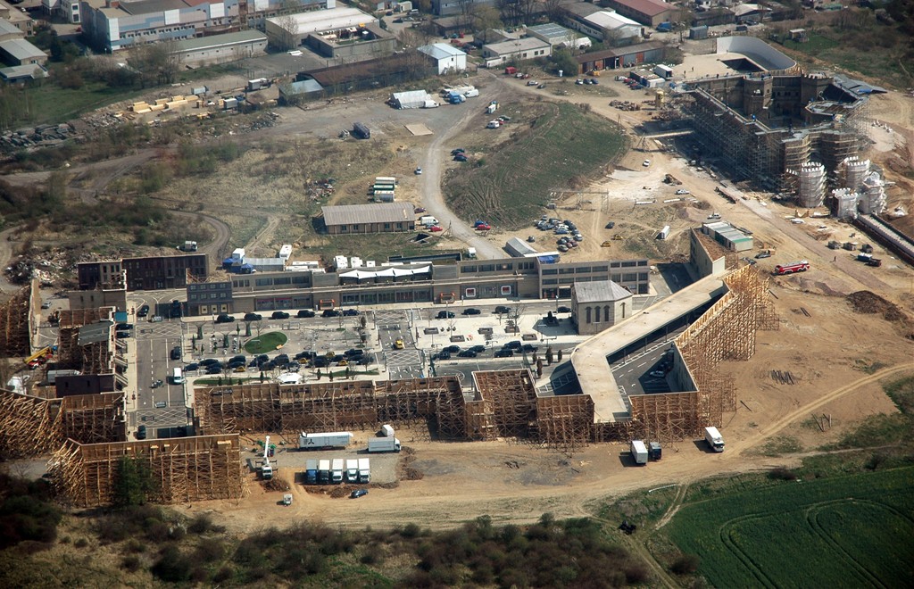 Barrandov Studios to expand in 2006
