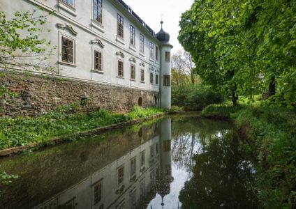 Třebešice by Kutna Hora Chateau | Photo: Czech Film Commission