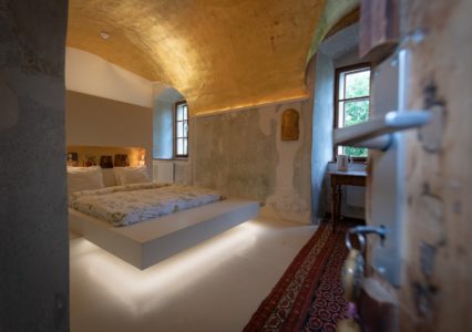 Třebešice by Kutna Hora Chateau | Photo: Czech Film Commission